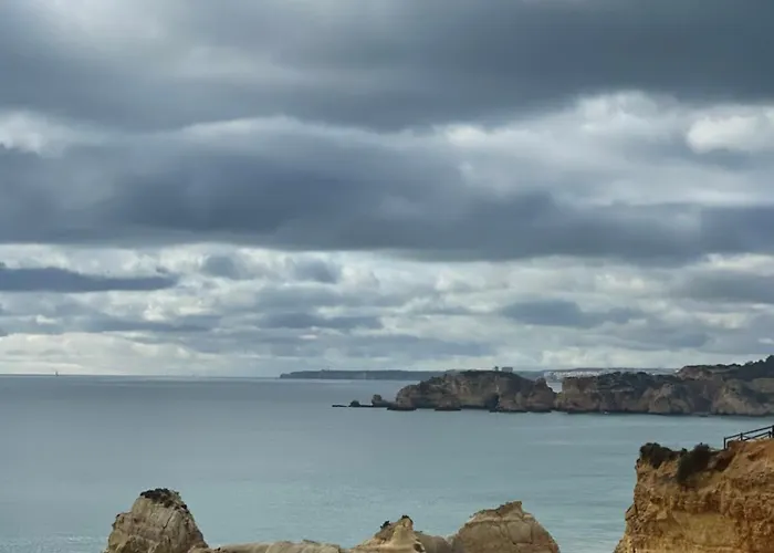 Valentina アパート *